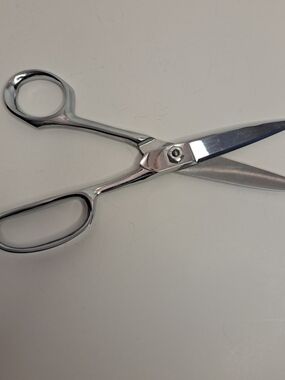 Griffon Cutlery Corp Vintage Pinking Shears 8" Made in Japan Stainless